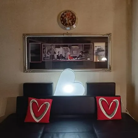 Nina's 160m2, City, Include X2 Himos Skipass 아파트