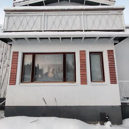 Nina's Guesthouse, City,160 M2 Apartment Jamsa