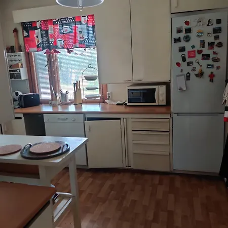 Nina's Guesthouse, City,160 M2 *