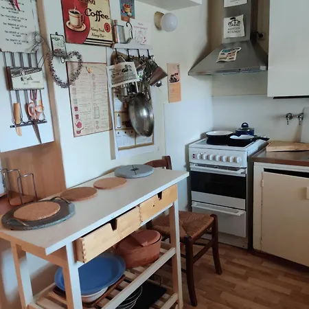 Nina's Guesthouse, City,160 M2 Apartment *