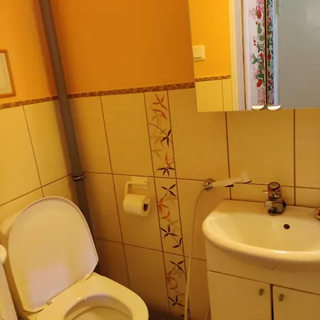 شقة Nina's Guesthouse,jaemsae City, 30m2, 75m2, 85m2 Tai Koko Talo 190m2 *