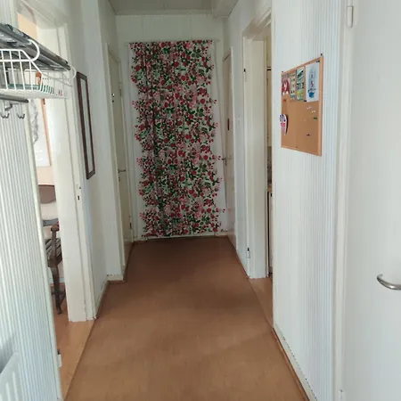 Nina's Guesthouse, City,160 M2 Apartment